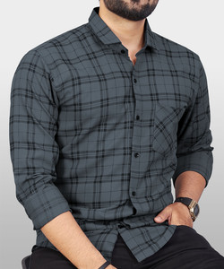 Surhi Men Checkered Casual Multicolor Shirt
