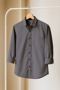 Aveer Men Solid Casual Grey Shirt