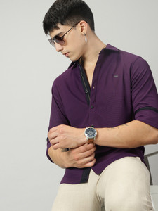 Stellers Men Solid Casual Purple Shirt