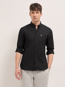 THE BEAR HOUSE Men Solid Casual Black Shirt