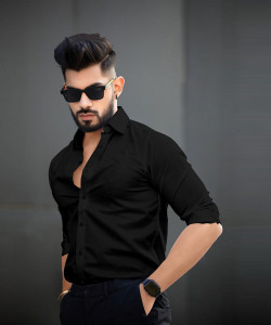 SOLSTICE Men Solid Casual Brown Shirt