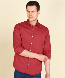 MONTREZ Men Solid Casual Maroon Shirt