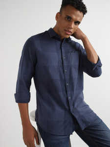LEE Men Checkered Casual Blue Shirt