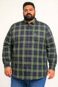 Burly Bloke Men Checkered Casual Dark Green Shirt