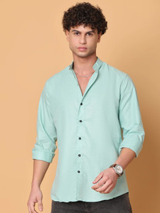 Tanip Men Solid Casual Light Green Shirt