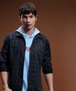 HIGHLANDER Men Checkered Casual Dark Blue, Beige Shirt
