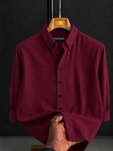 COMBRAIDED Men Solid Casual Maroon Shirt