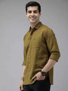 THE BEAR HOUSE Men Solid Casual Green Shirt