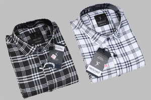 youth first Men Checkered Casual White, Black Shirt