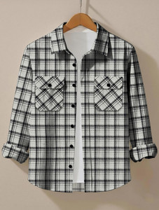 COMBRAIDED Men Checkered Casual Black Shirt - Image 4