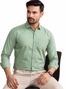 YOUTH FIRST INDIAN BRAND Men Solid Formal Green Shirt