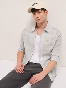 THE BEAR HOUSE Men Checkered Casual Grey Shirt