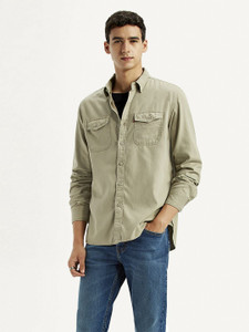 LEVI'S Men Solid Casual Beige Shirt