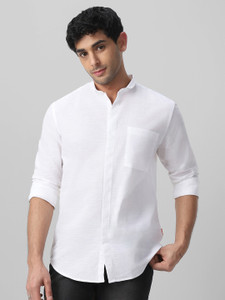 Urbano Fashion Men Solid Casual White Shirt