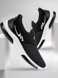 World Wear Footwear Exclusive Affordable Collection of Trendy & Stylish Sport Sneakers Shoes Walking Shoes For Men