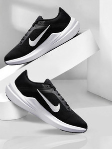 NIKE W AIR WINFLO 10 Running Shoes For Women