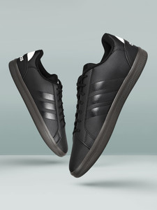 ADIDAS Woodie Pro Sneaker M Sneakers For Men