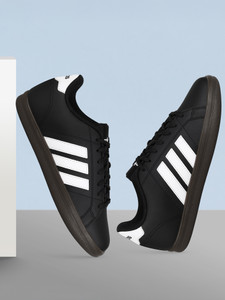 ADIDAS Streeet Icon Lite M Sneakers For Men
