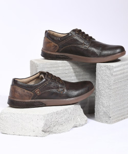 BUCKAROO CLARETA Boat Shoes For Men