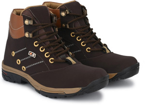 Shoe Island Solid-X Tan Brown Leatherette High Ankle Length Tough Casual Long Boots पुरुषों के लिए बूट्स