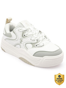 RED TAPE Women Red Casual Sneakers - Image 6