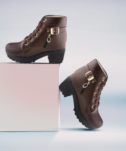 TWIN TOES Boots For Women