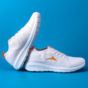 Best running shoes under 4000 clearance