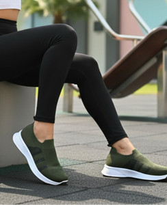 jootiyapa Trending Casual Slip-On Shoes For Women Slip On Sneakers For Women
