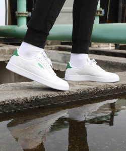 puma sneakers white