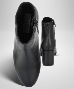 Delize Ankle Chelsea Boots For Women