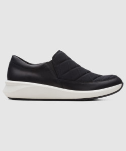 CLARKS Un Rio Spark BLACK COMB Casuals For Women