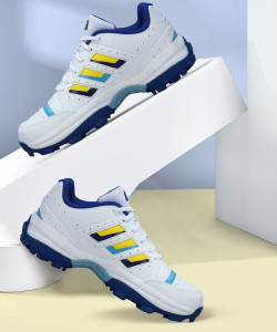 ADIDAS CRI TRIUMPH Cricket Shoes For Men