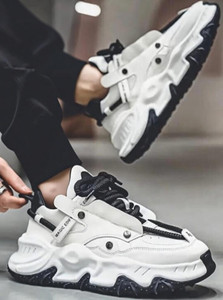 CCICACO luxury fashionable Stylish Light Weight Sneakers white Sneakers For Men