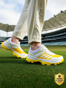 ADIDAS CRI YARD M Cricket Shoes For Men