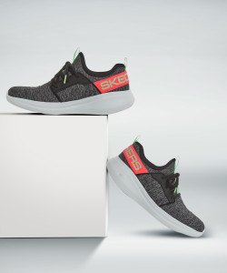 Skechers GO RUN FAST - Running Shoes For Women