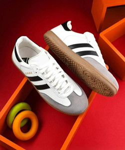 GANARRUK Men's Performance Sneakers - Image 4