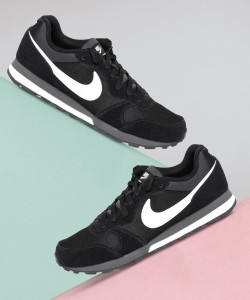 Black and teal top nikes