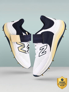 New Balance CK4040 Yellow Cricket Shoes For Men - Image 6