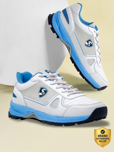 SG Cricket Shoe For Flexible Grip Size: UK5/ US6/ EU39 Outdoors For Men