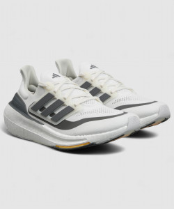 ADIDAS Ultraboost Light पुरुषों के लिए रनिंग शूज़