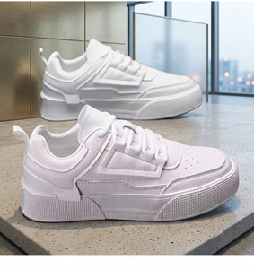 RODDICK SHOES Men White Sneakers - Image 5