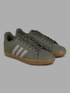 ADIDAS Streeet Icon Lite M Sneakers For Men