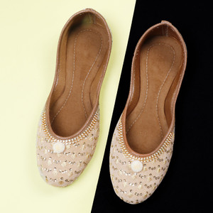 Tryfeet Stlylish Ethnic Jutti Jutis For Women