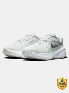 NIKE Downshifter 14 Women's Road Running Shoe Running Shoes For Women