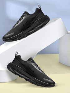 NIKE M NIKE PROMINA Walking Shoes For Men