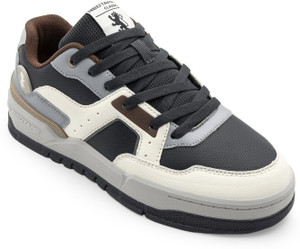 RED TAPE Lifestyle Red Sneakers for Men - Image 6