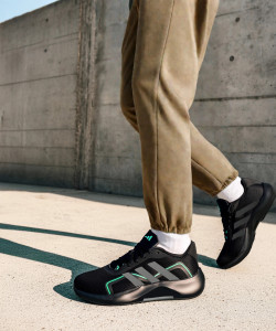 ADIDAS Sterlinn M Running Shoes For Men