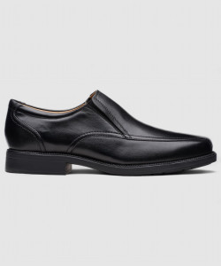 CLARKS Clarks Hail tough Black Slip On For Men