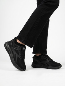SET-MAX Sneakers For Men (Black) - Image 6