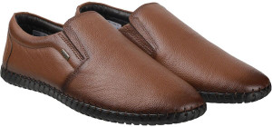MOCHI Casuals For Men